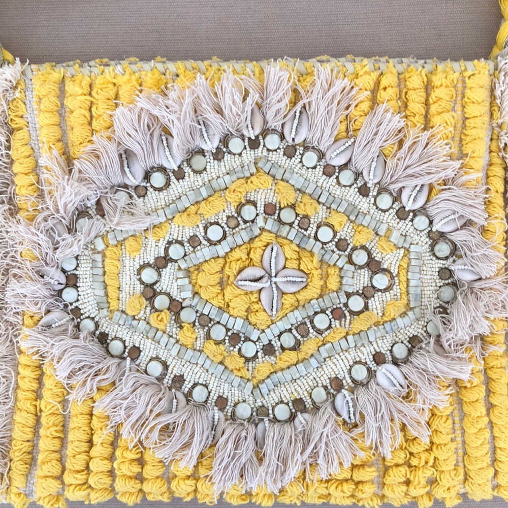 BNWT Antik Batik Shell tassel clutch shoulder bag